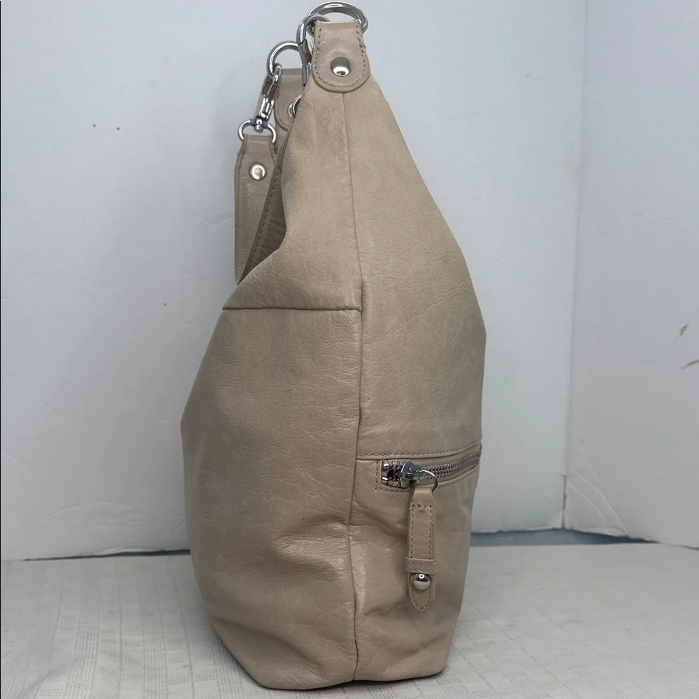 HOBO Taupe Pebble Leather Slouch Shoulder Bag Front Zip Pocket